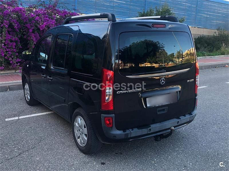 Usado Mercedes Citan 111 110 CV (80 kW) 2016 Negro Familiar