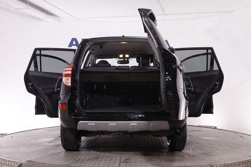 Usado Toyota RAV4 Life 150 CV (110 kW) 2011 Negro SUV