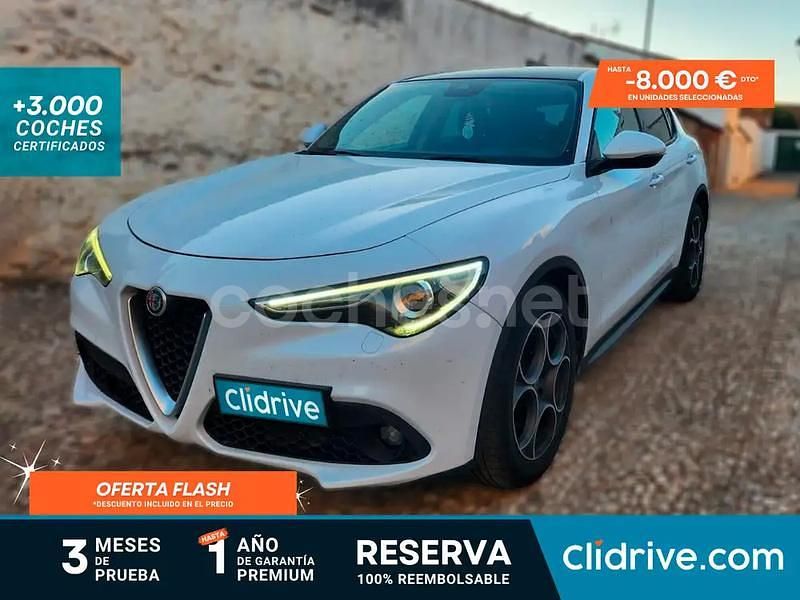 Blanco Usado 2018 Alfa Romeo Stelvio Super SUV | 23.490 € (Precio justo) - Imagen 1/3
