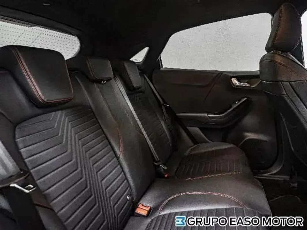 Usado Ford Puma ST-Line 125 CV (91 kW) 2023 Rojo SUV