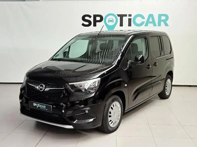 Negro Usado 2023 Opel Combo-e Life Elegance | 36.900 € - Imagen 1/4