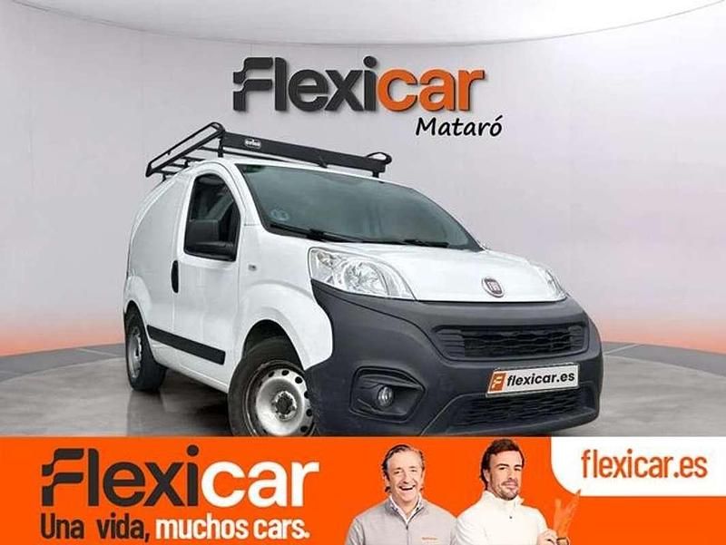 Blanco Usado 2021 Fiat Fiorino Monovolumen | 9790 € (Buen precio) - Imagen 1/4