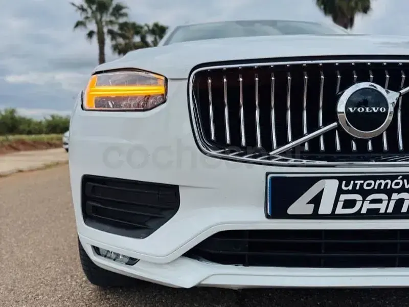 Usado Volvo XC90 Momentum 235 CV (172 kW) 2020 Blanco SUV