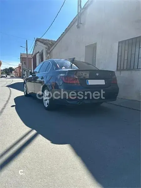 Usado BMW 525 177 CV (130 kW) 2006 Azul Berlina