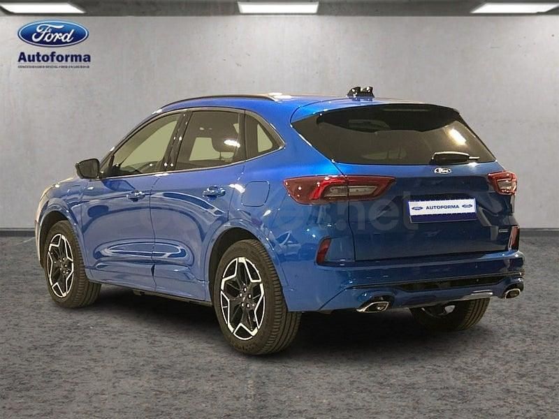 Usado Ford Kuga ST-Line X 243 CV (178 kW) 2024 Azul SUV