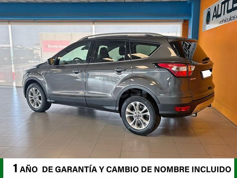 Usado Ford Kuga Titanium 120 CV (88 kW) 2017 Gris / plata SUV