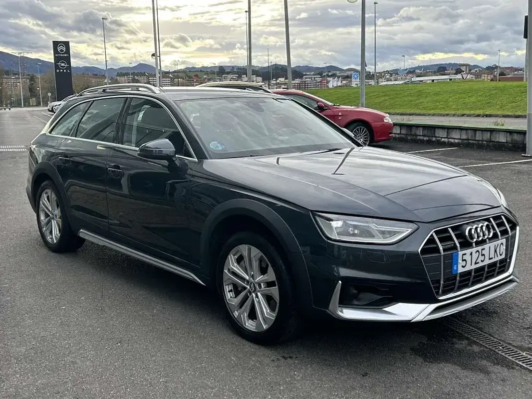 Usado Audi A4 Allroad 265 CV (194 kW) 2020 Gris Familiar