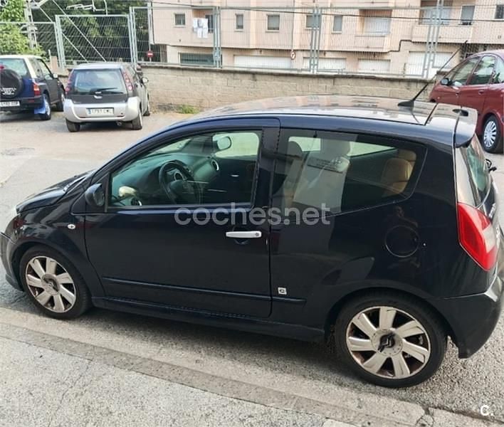Usado Citroën C2 Sport Chic 70 CV (51 kW) 2007 Negro Utilitario