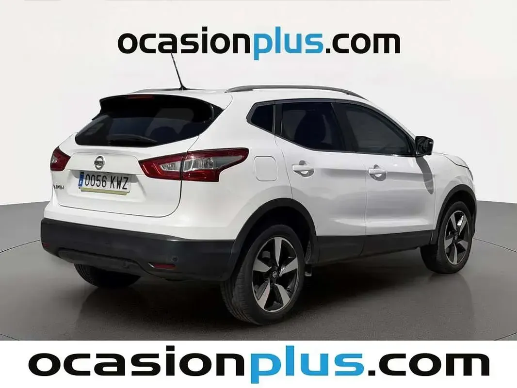 Usado Nissan Qashqai N-Connecta 110 CV (80 kW) 2017 Blanco SUV