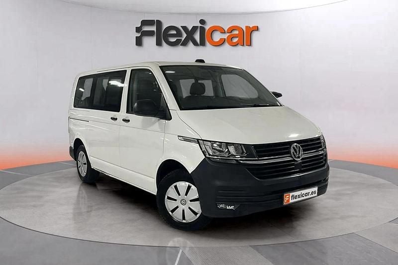 Blanco Usado 2023 VW Caravelle Monovolumen | 30.490 € (Super precio) - Imagen 1/4