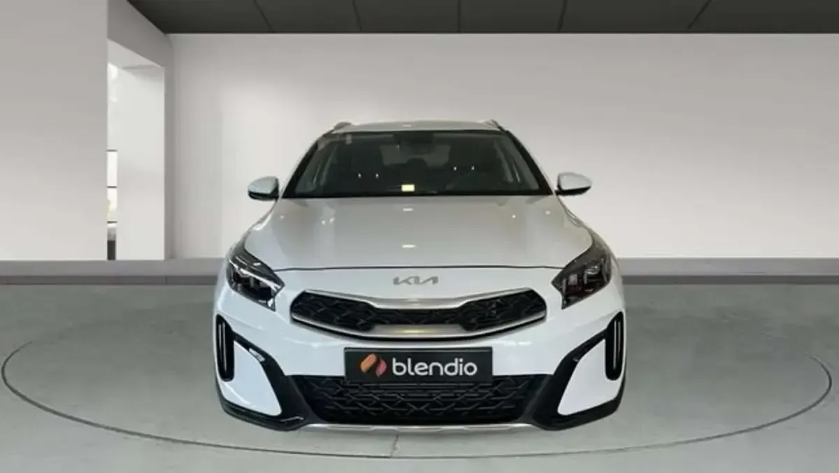 Usado Kia XCeed 101 CV (74 kW) 2024 Blanco SUV