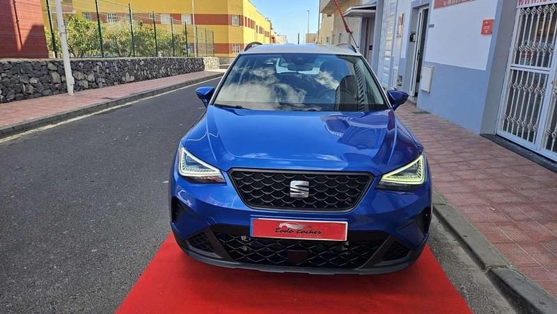 Usado Seat Arona Style 110 CV (80 kW) 2023 Azul SUV
