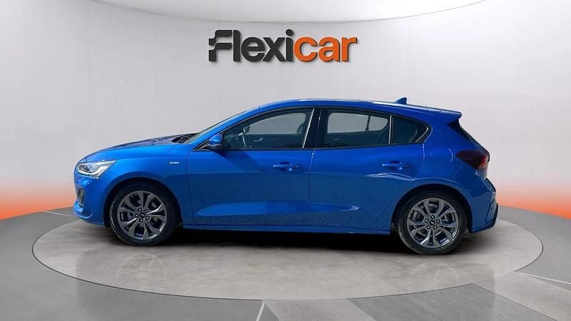 Usado Ford Focus Active X 125 CV (91 kW) 2023 Azul Berlina