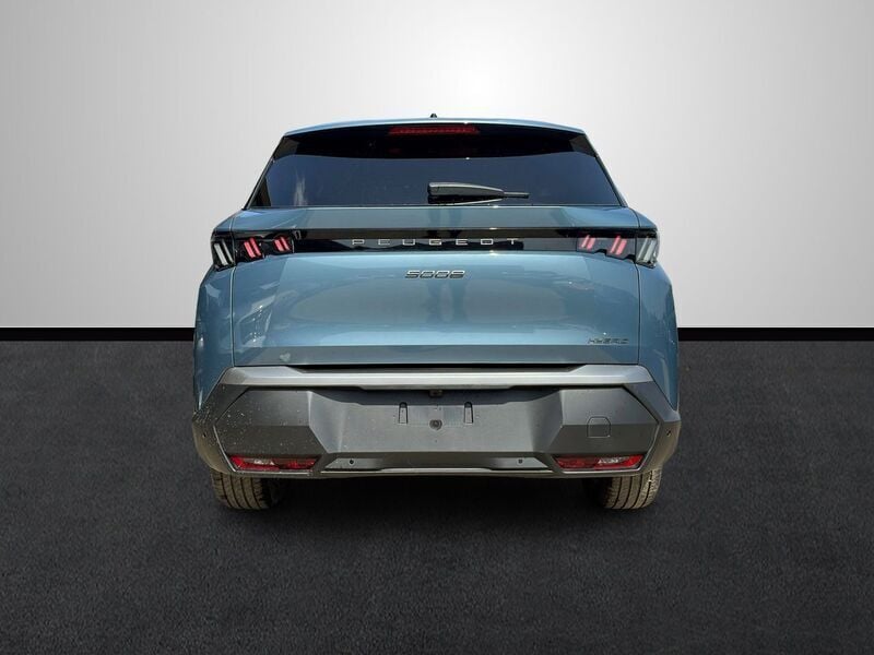 Usado Peugeot 5008 Allure 145 CV (106 kW) 2024 Azul claro Monovolumen