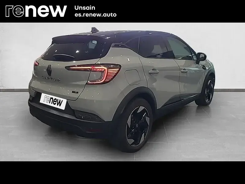Usado Renault Captur Techno 145 CV (106 kW) 2025 Gris SUV