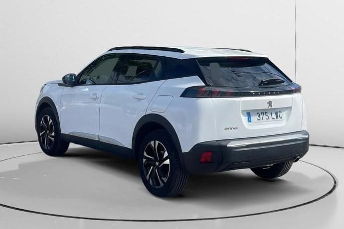 Usado Peugeot 2008 Allure 110 CV (80 kW) 2022 SUV
