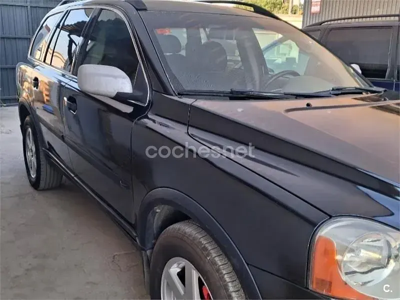Usado Volvo XC90 Momentum 163 CV (119 kW) 2005 Negro SUV