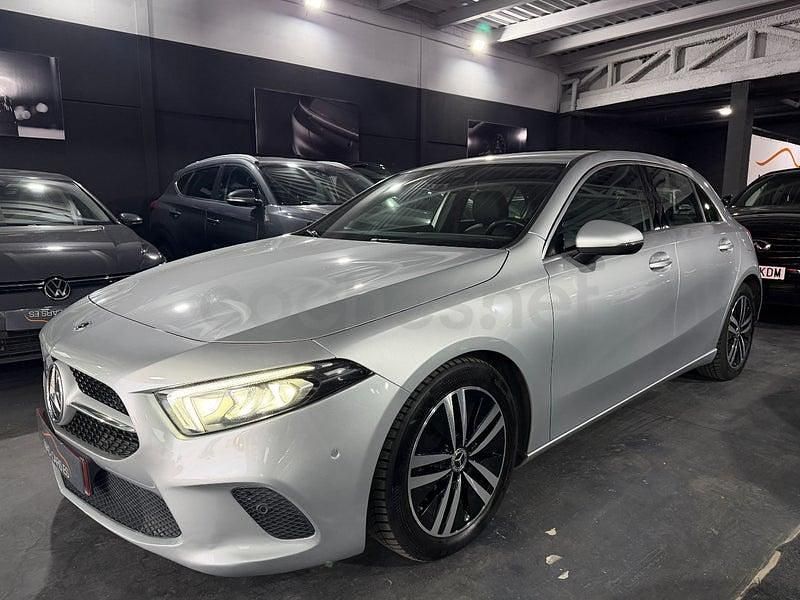 Usado Mercedes A200 150 CV (110 kW) 2021 Gris / plata Berlina