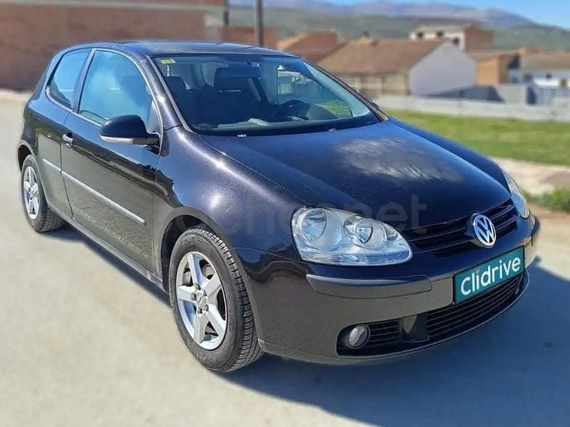 Usado VW Golf IV Advance 105 CV (77 kW) 2004 Negro Berlina