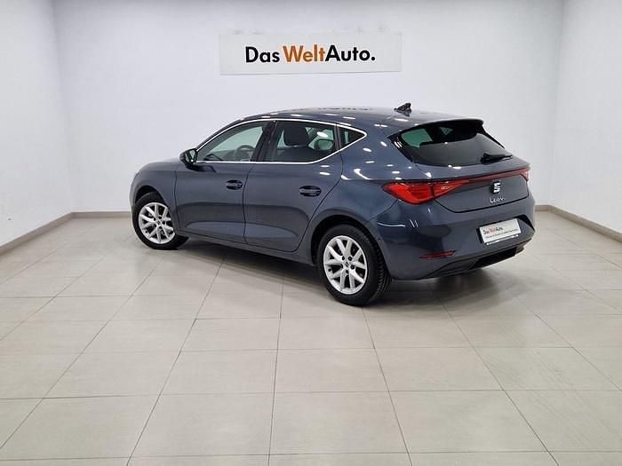 Usado Seat Leon Style 116 CV (85 kW) 2025 Gris
