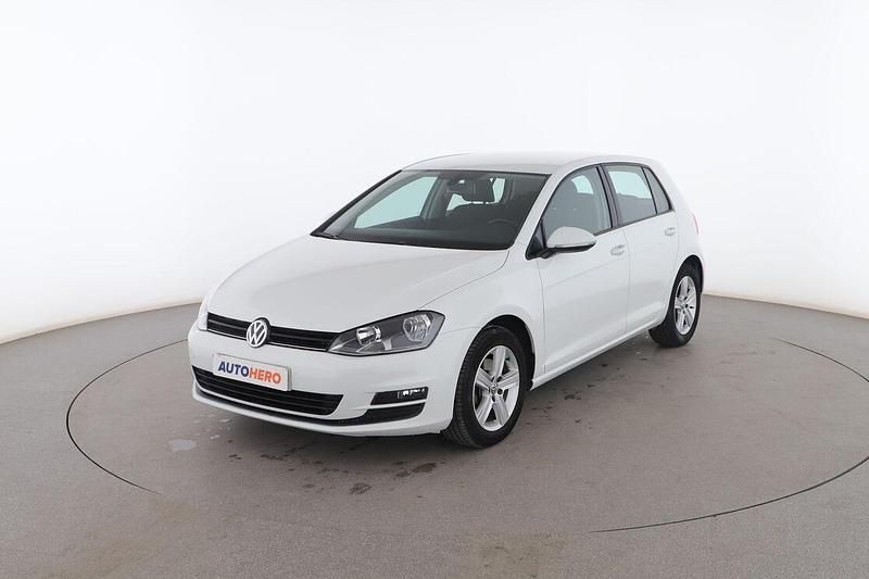 Blanco Usado 2013 VW Golf VII Advance Utilitario | 13.499 € (Un poco caro) - Imagen 1/3