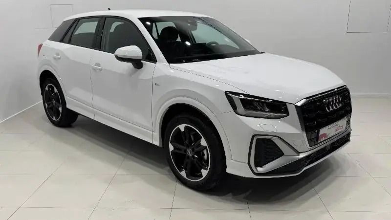Blanco Nuevo 2025 Audi Q2 S-Line SUV | 35.990 € (Precio justo) - Imagen 1/4