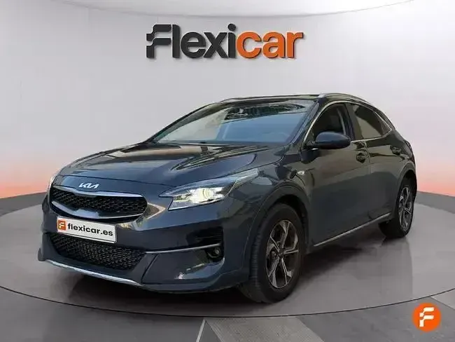 Usado Kia XCeed 160 CV (117 kW) 2022 Gris SUV