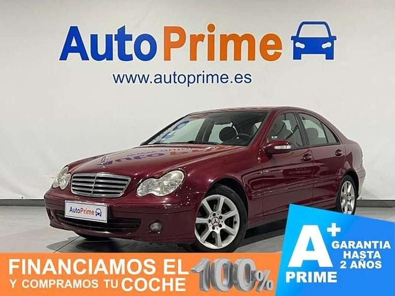 Usado Mercedes C180 Classic 143 CV (105 kW) 2004 Granate Berlina