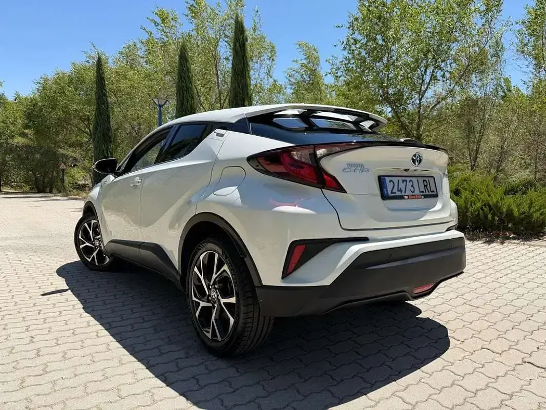 Usado Toyota C-HR Advance 122 CV (89 kW) 2021 Blanco SUV