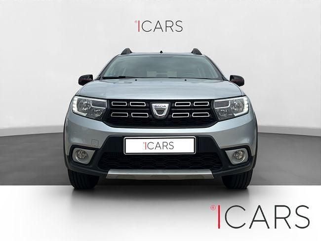 Usado Dacia Sandero 90 HP (66 kW) 2020 Cinzento Sedan