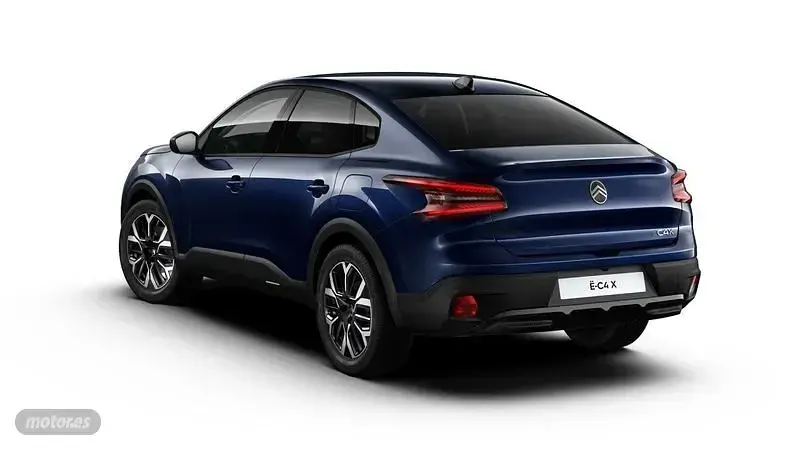 Nuevo Citroën e-C4 Business Class 114 kW (156 CV) 2026 Azul Berlina