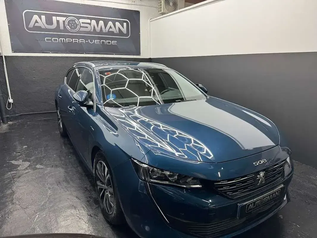 Usado Peugeot 508 SW Allure 224 CV (164 kW) 2021 Azul Familiar