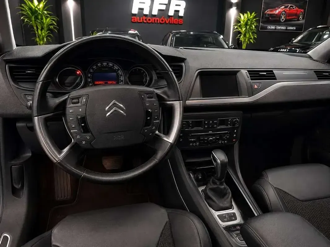 Usado Citroën C5 Exclusive 204 CV (150 kW) 2012 Azul Berlina