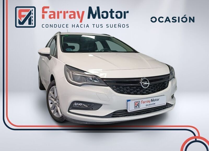 Blanco Usado 2017 Opel Astra Business Familiar | 9950 € (Caro) - Imagen 1/4
