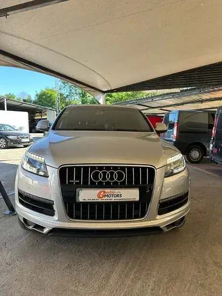 Usado Audi Q7 Ambition 240 CV (176 kW) 2010 Gris / plata SUV