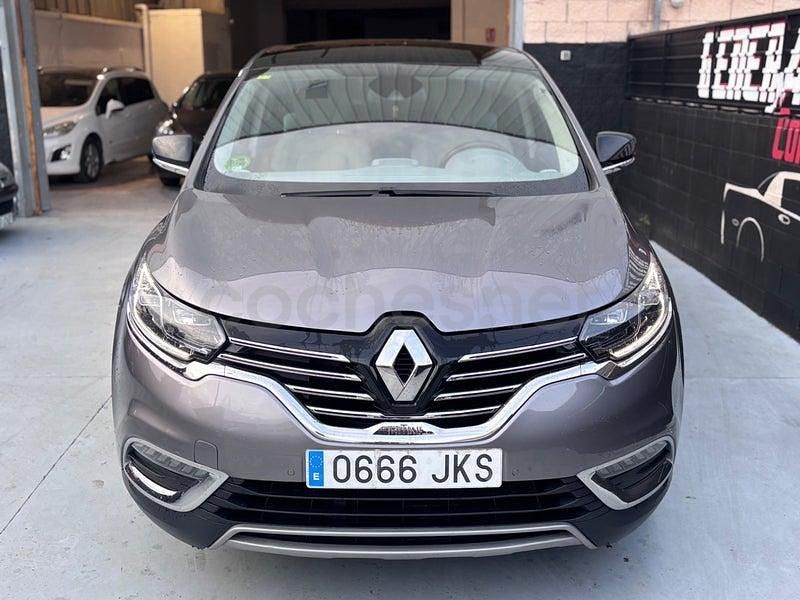 Usado Renault Espace Initiale Paris 160 CV (117 kW) 2016 Gris / plata Monovolumen