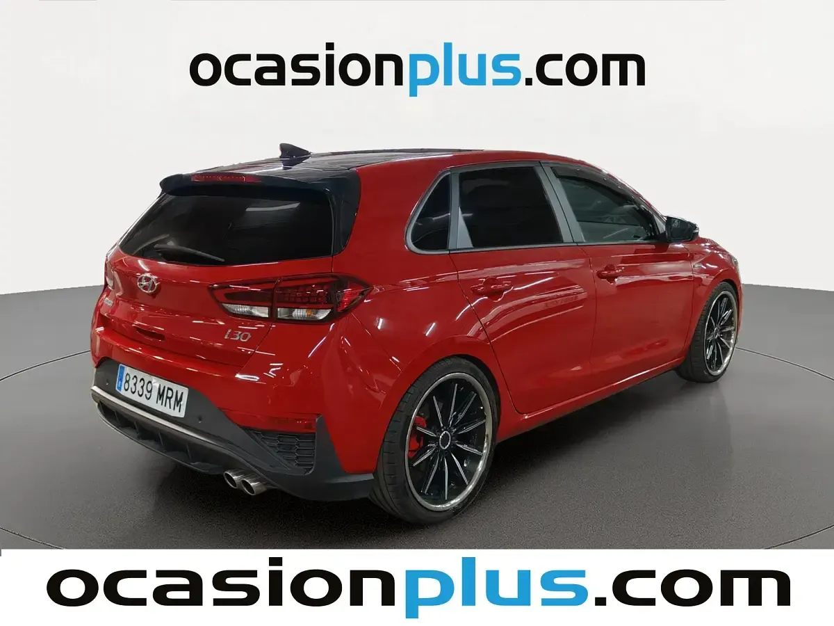 Usado Hyundai i30 N Line 120 CV (88 kW) 2024 Rojo Utilitario