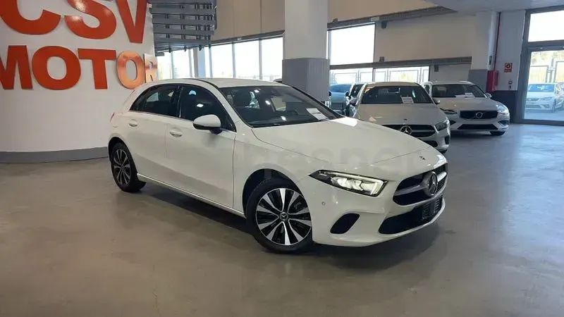 Usado Mercedes A250 218 CV (160 kW) 2022 Blanco Berlina