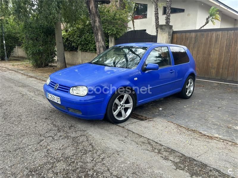 Usado 2001 VW Golf IV Highline Berlina | 1800 € (Buen precio) - Imagen 1/4