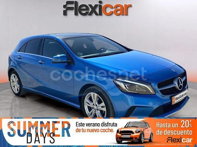 Azul Usado 2016 Mercedes A180 Urban Berlina | 16.790 € (Precio justo) - Imagen 1/4