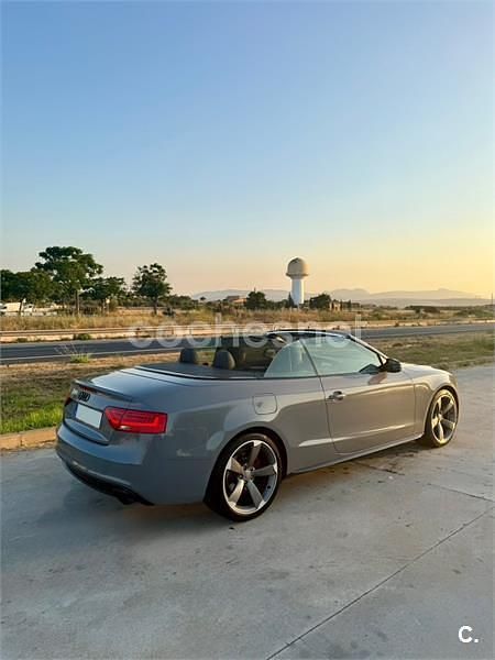 Usado Audi A5 Cabriolet S-Line 245 CV (180 kW) 2014 Gris / plata Descapotable
