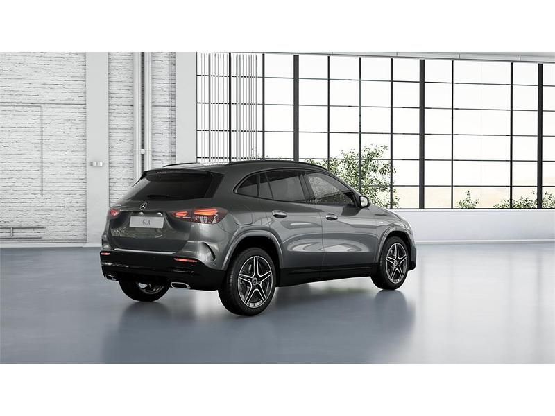 Usado Mercedes GLA250 218 CV (160 kW) 2024 Gris montaña SUV