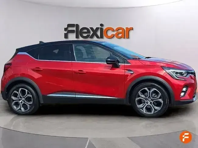 Usado Renault Captur Intens 145 CV (106 kW) 2022 Rojo SUV