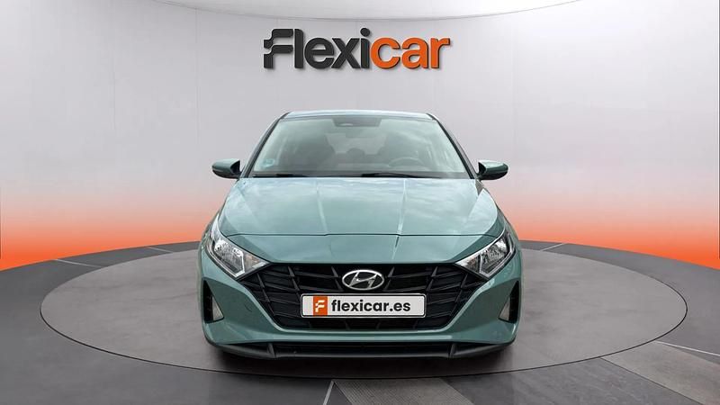 Usado Hyundai i20 84 CV (61 kW) 2022 Verde Utilitario