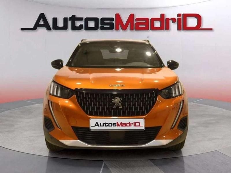 Usado Peugeot 2008 GT-line 131 CV (96 kW) 2023 Naranja SUV