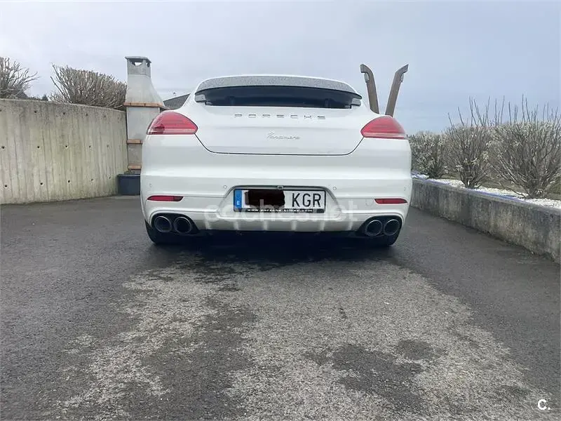 Usado Porsche Panamera 310 CV (228 kW) 2014 Blanco Utilitario
