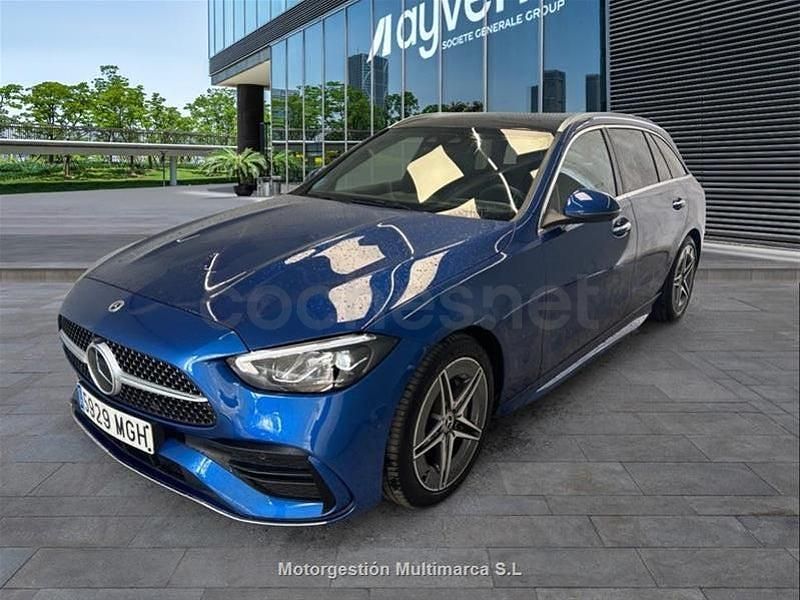 Usado Mercedes C200 204 CV (150 kW) 2023 Azul Familiar
