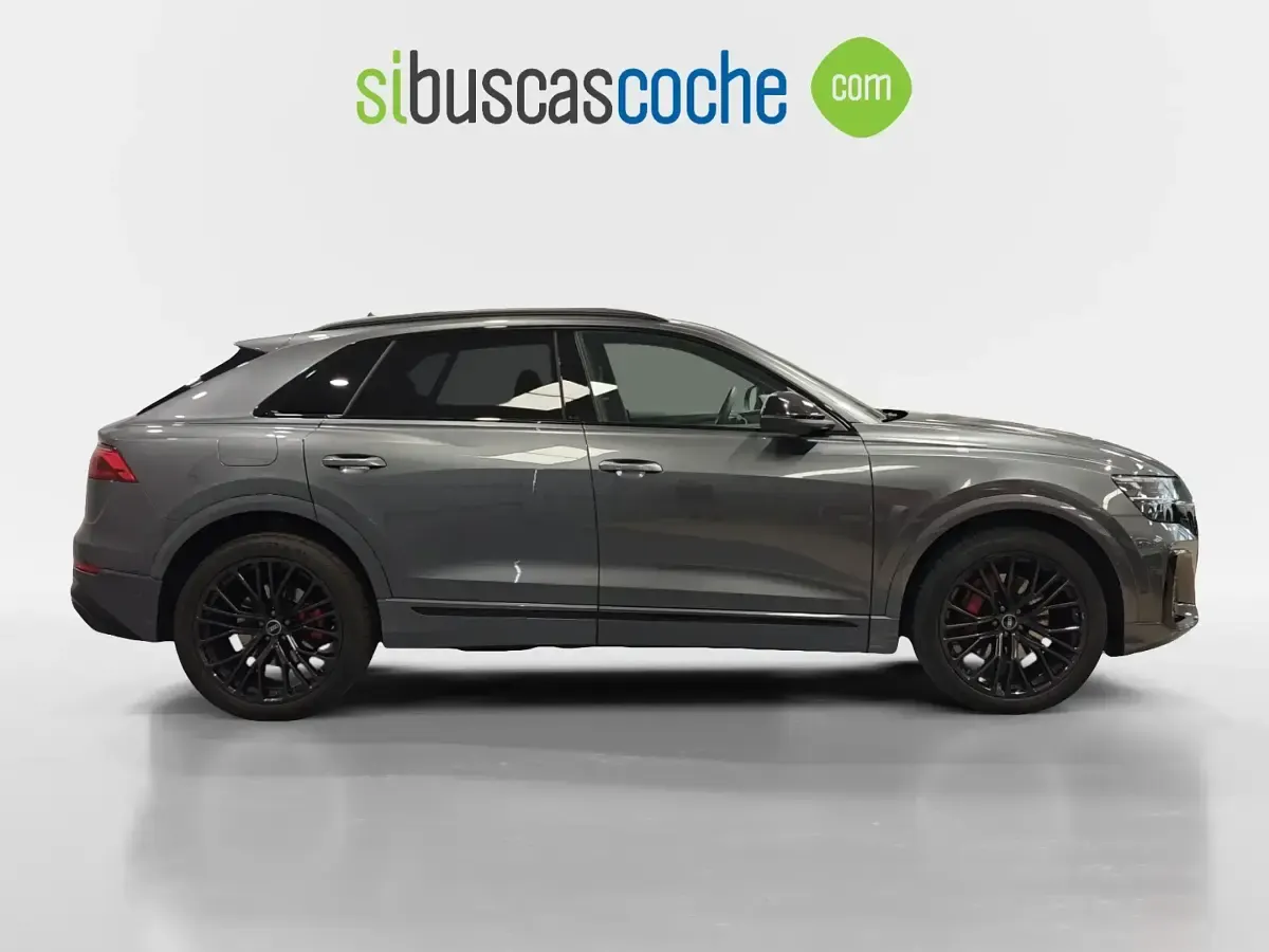 Usado Audi Q8 340 CV (250 kW) 2024 Gris/plata SUV
