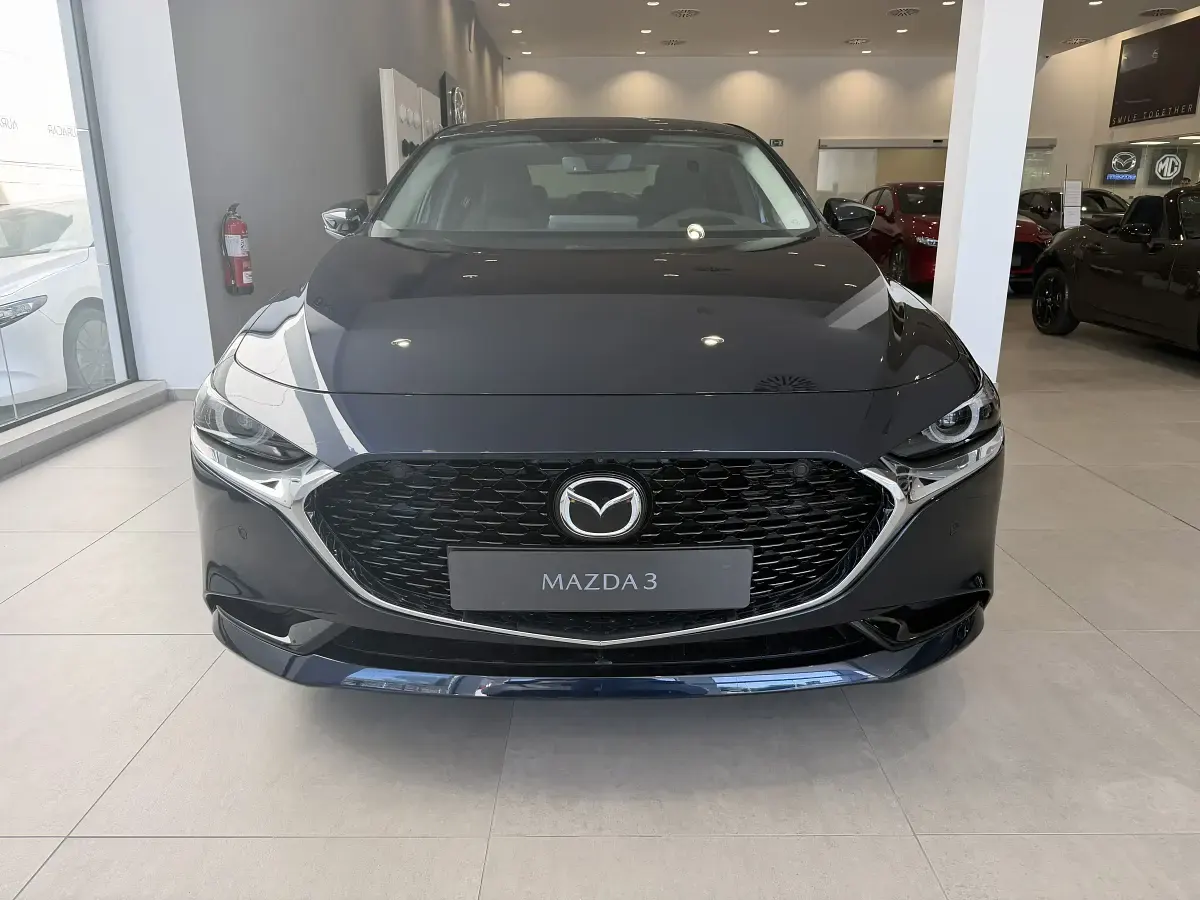 Nuevo Mazda 3 140 CV (102 kW) 2026 Azul Berlina