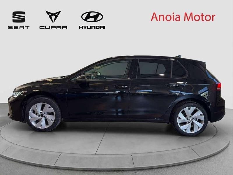 Usado VW Golf VIII 116 CV (85 kW) 2025 Negro Utilitario